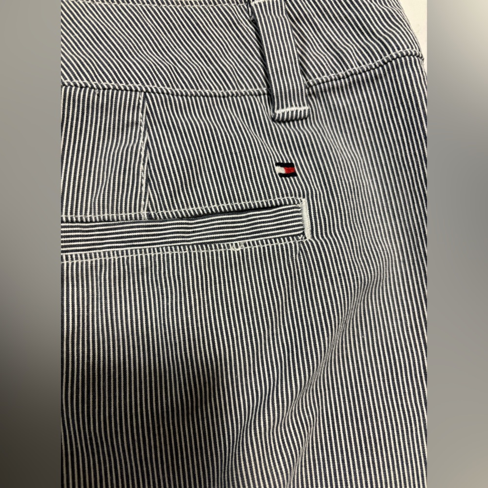 Tommy Hilfiger blue & white skirt with square pockets & back vent, 10 - Picture 8 of 12